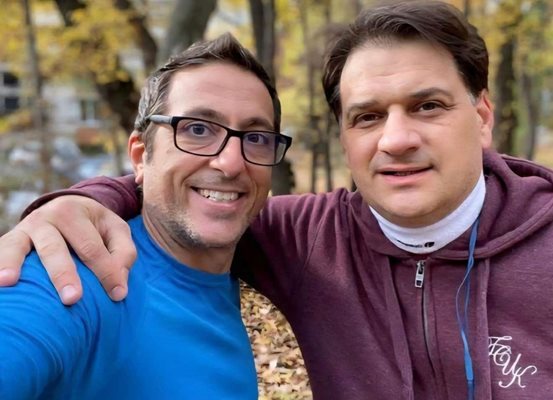 Родители се събраха да подкрепят школата на Мариан Бачев, която децата им посещават