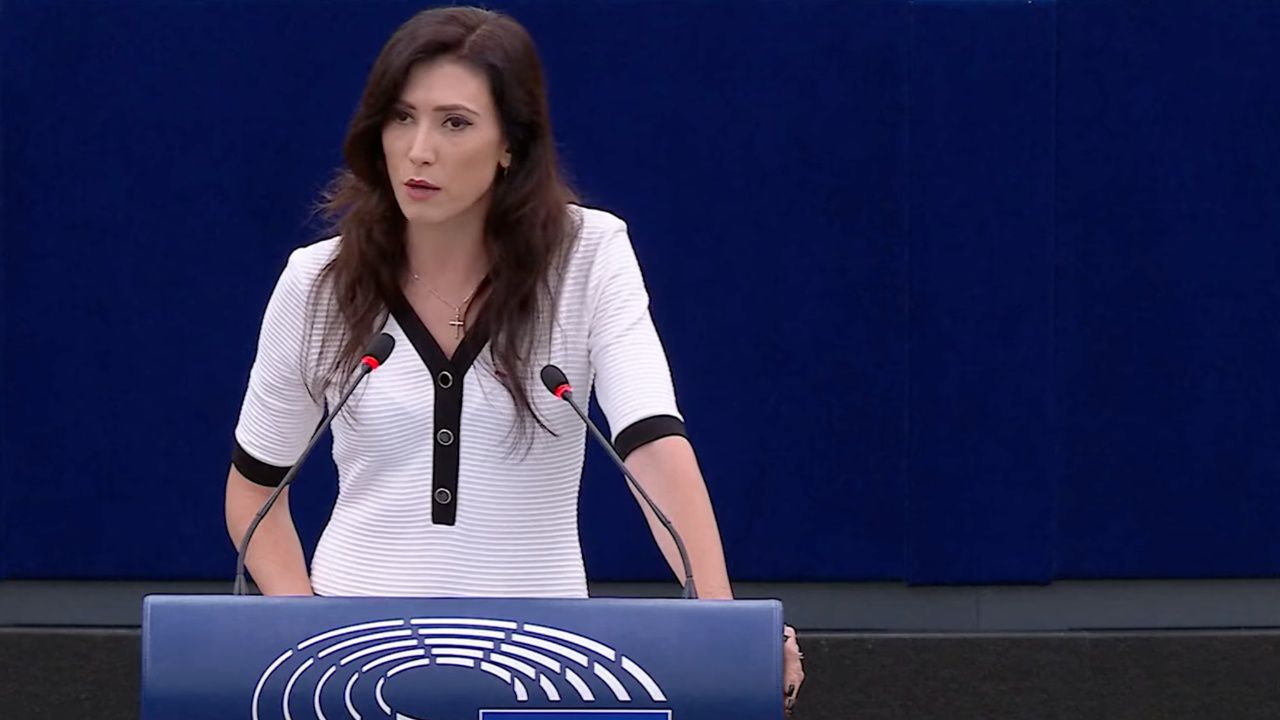 Полски евродепутат съсипа Урусула: „Изпратете собствения си съпруг и порасналите си синове на фронта, мястото ви е в затвора