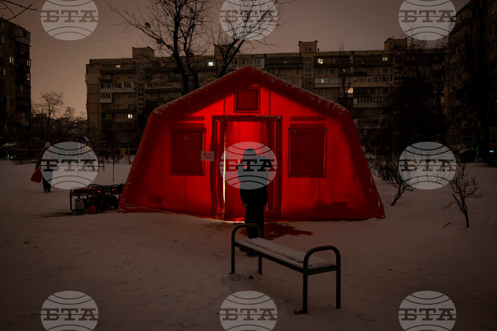 Руска атака остави без ток десетки хиляди абонати в родния град на Зеленски