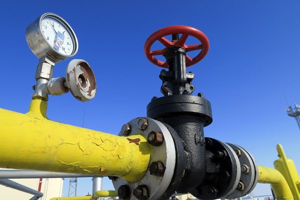 ЕС окончателно забранява руския газ от 2027 г.