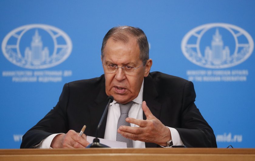 Лавров за Радев: Да видим ще се подчини ли на Брюксел