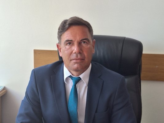 Съдия Петко Минев с нови кошмарни разкрития: Карали са го да им целува обувките, карали са му се, че с кръвта си е изцапал чорапите им