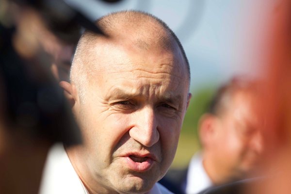 Радев за украинския дрон: Беше редно досега да получим отговор