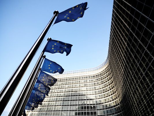 Евродепутати заплашиха да блокират съкращения в бюджета на ЕС за 2028-2034 г.