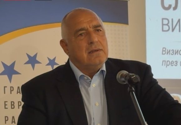 Бойко Борисов за дизела: Много съм разтревожен, който може, да си зареди гориво