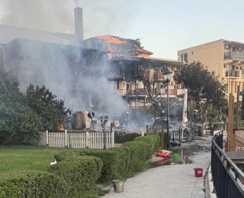 Очевидци на пожара в Созопол: Чуха се гърмежи, имаше задимяване