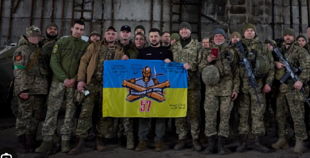 Ройтерс: Киев не разполага с достатъчно хора за решаващата битка в Донбас и сменя командването