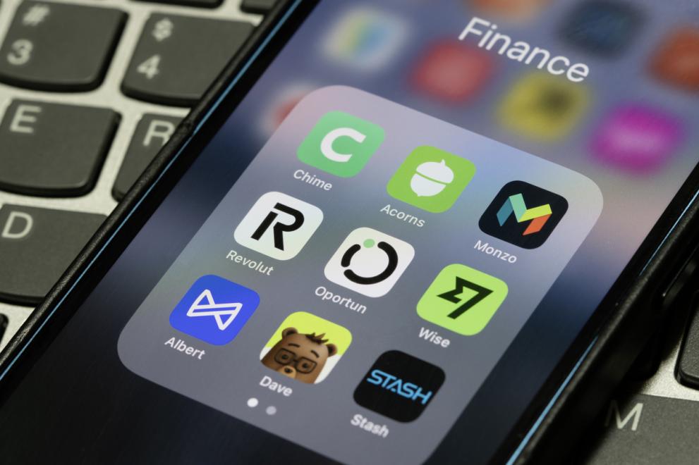 Revolut потвърди за изтичане на чувствителни клиентски данни
