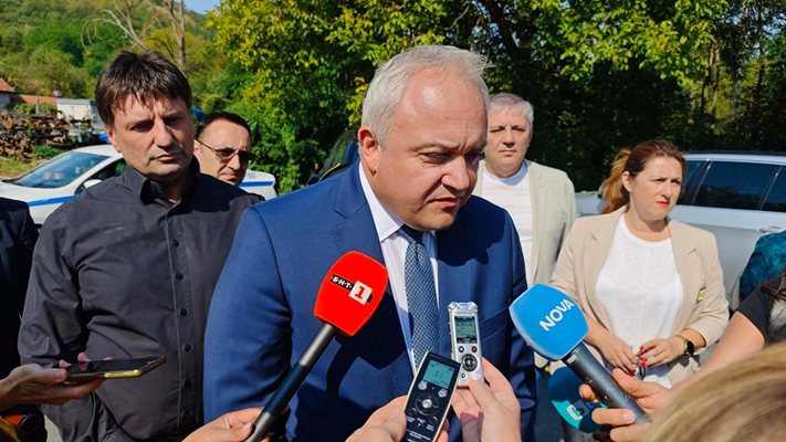 Демерджиев: Ще има проверки във всички складове за боеприпаси