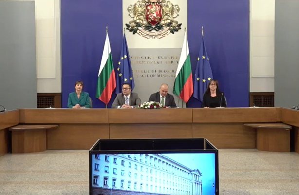 Над 550 хил. бедни ще получат по 50 евро помощ за скъпите горивата