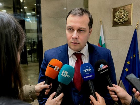 Хванаха жена да продава 4 вида дрога пред детска градина в София