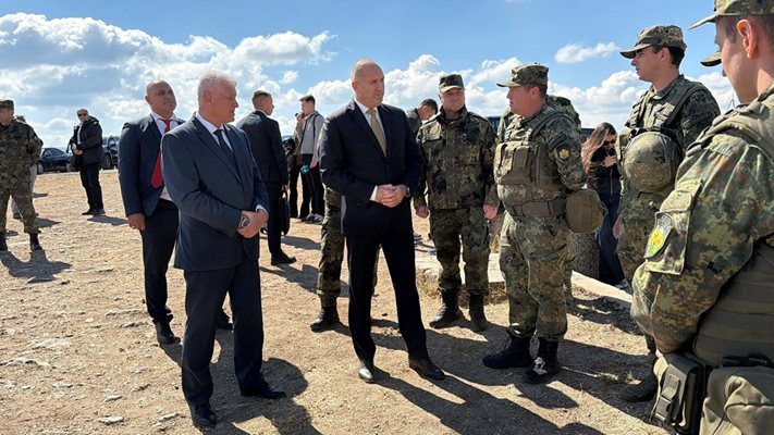 Радев: Заради войните трябват повече пари за армията, въпреки дефицита