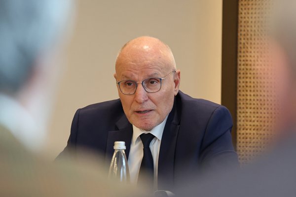 Управителят на БНБ Димитър Радев: Данък свръхпечалба може да вдигне лихвите по кредити