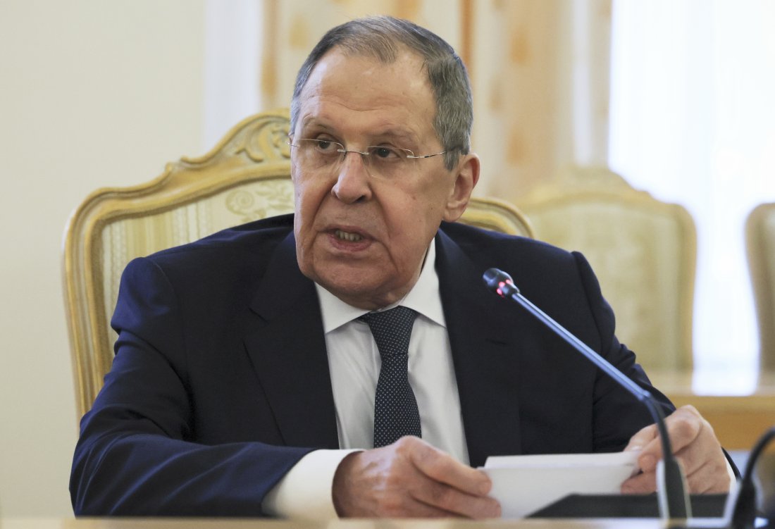 Лавров посрещна Вадефул с доклад „Наследниците на Гьобелс“ за Буча