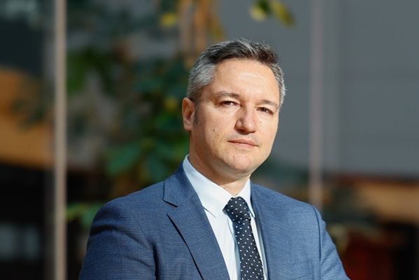 Вигенин: Спорът за позицията на България за Украйна в ООН е излишен