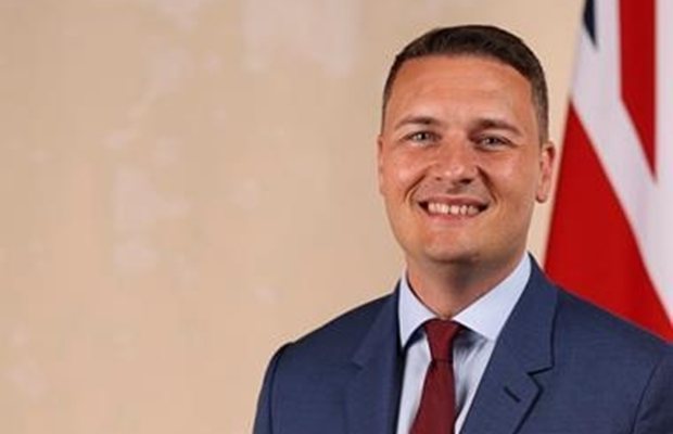 Британският министър на отбраната: Най-голямата заплаха пред нас са Русия и президентът Путин