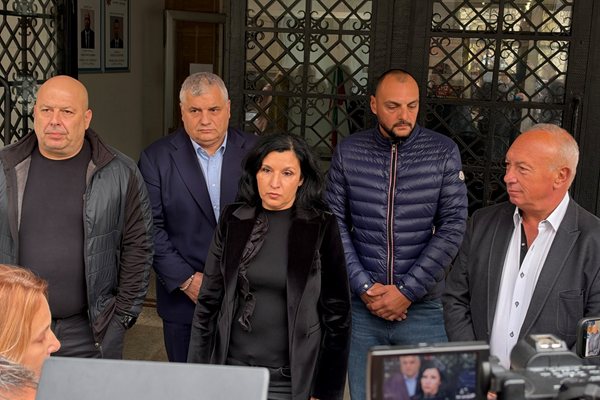 Илиян Филипов е екзекутиран в свой имот, полицаи са блокирали изходите на Пловдив