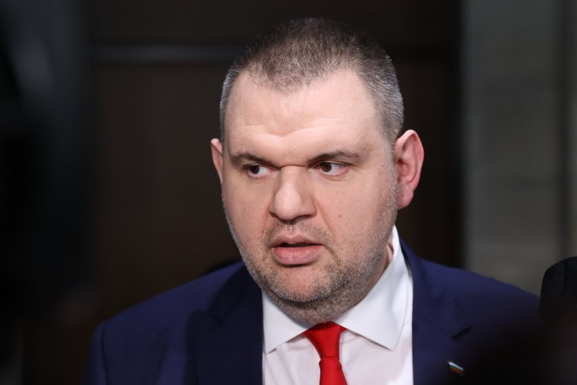 Съдът не уважи жалбата на Пеевски срещу отнемането на централата му на „Врабча“ 23