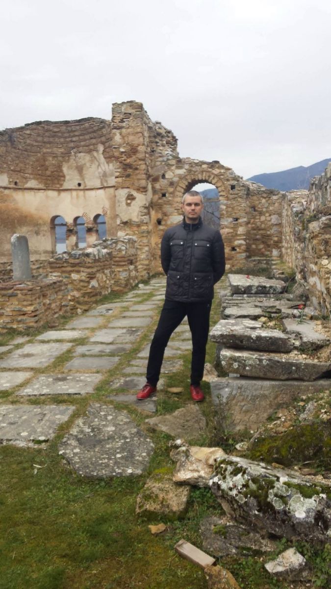 Костадин Костадинов: Надявам се, че костите на другите двама български царе, Гаврил Радомир и Иван Владислав, също ще получат полагащите им се царски саркофази в църквата 