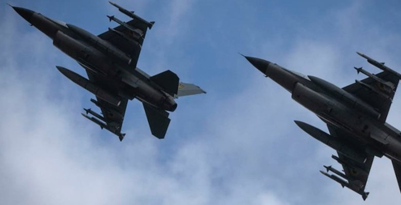 НАТО вдигна изтребители: Дрон от Беларус затвори летището във Вилнюс