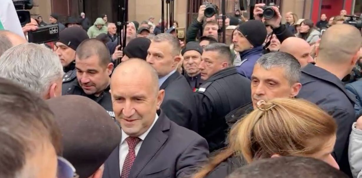Радев на изпроводяк: Тази емоция е по-скъпа от всяка социология!