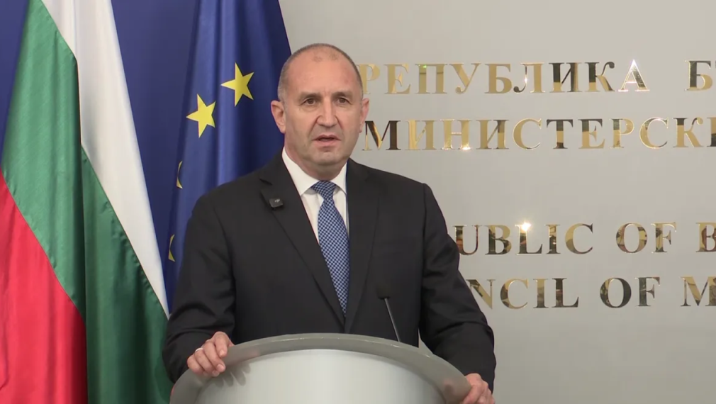 Радев: Няма да се месим в пазара, но българските храни са въпрос на национална сигурност