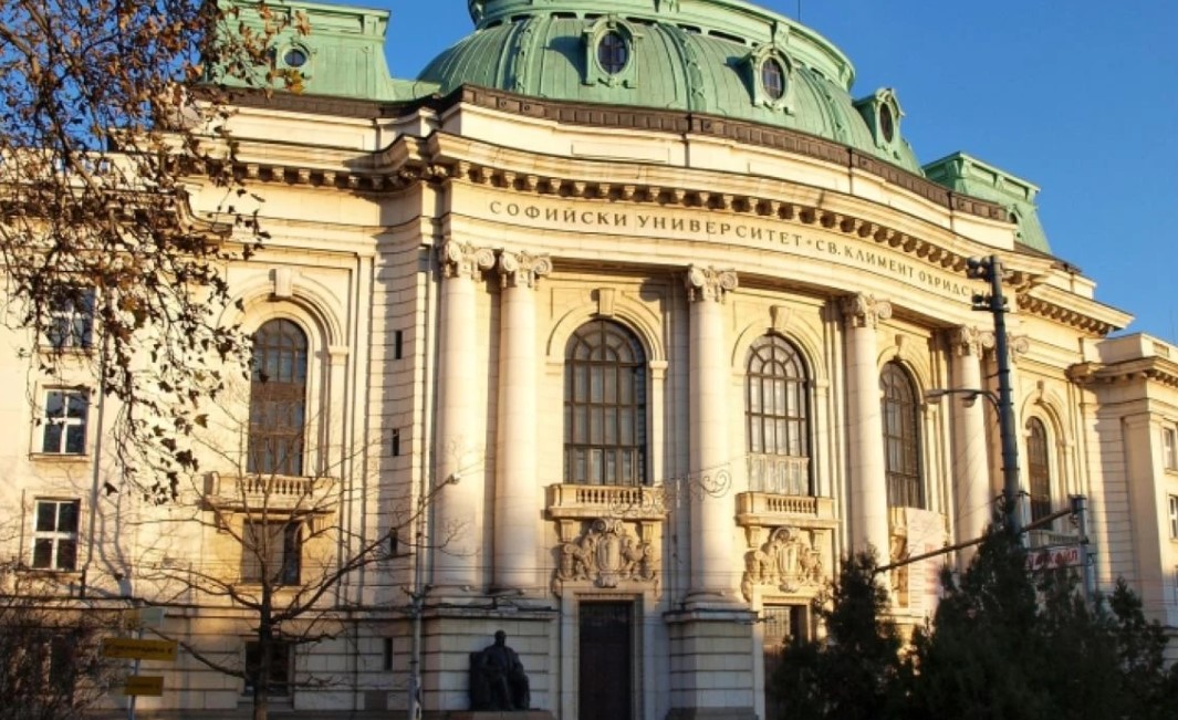 Студентка в СУ се оплака от сексуален тормоз от страна на преподавател