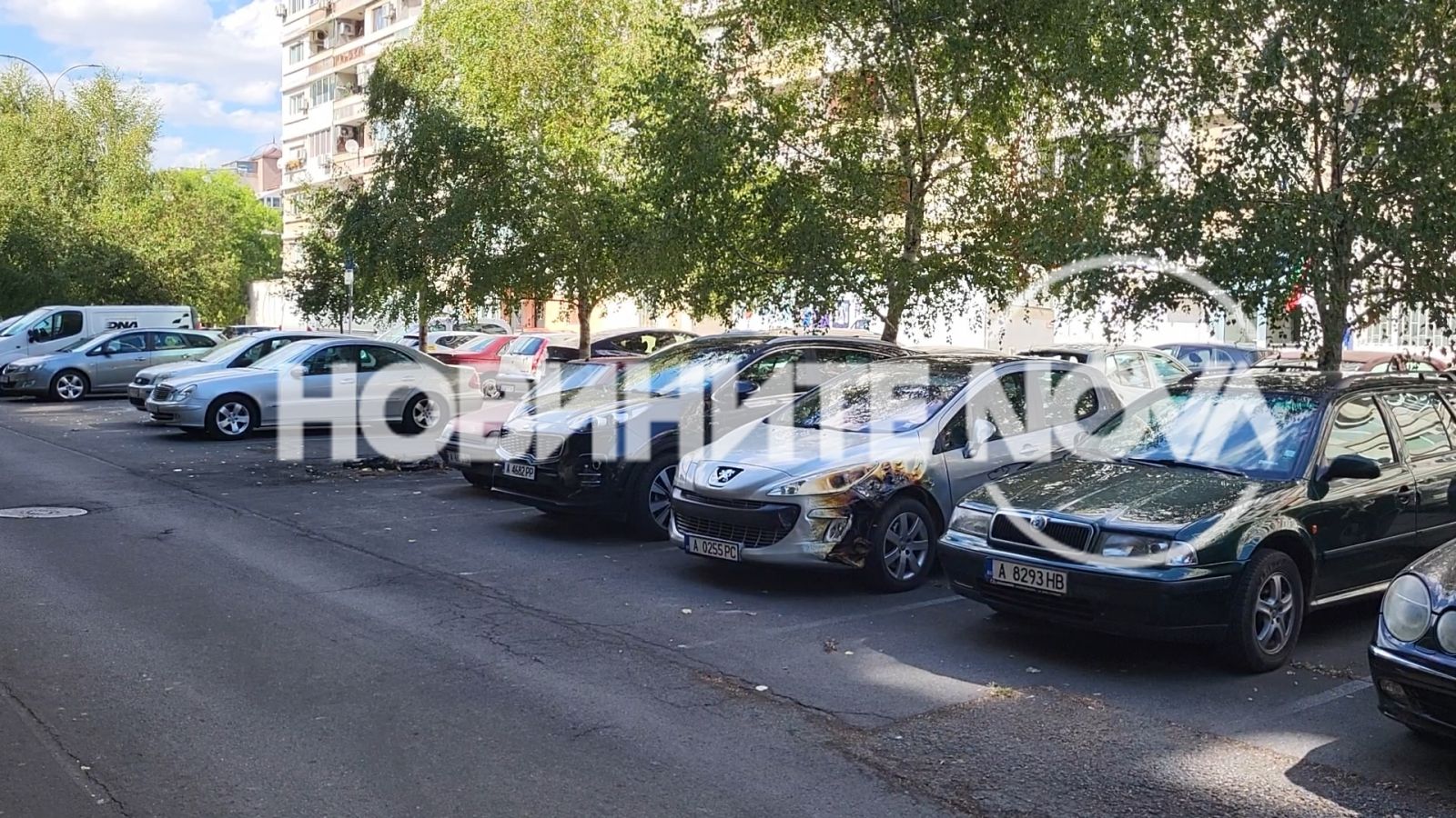 Огнена вендета! Мъж запали няколко коли в два бургаски квартала