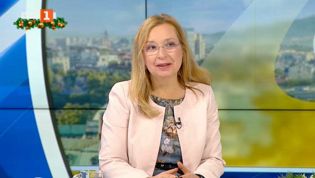 Зорница Русинова: Удължителният бюджет не застрашава влизането ни в еврозоната