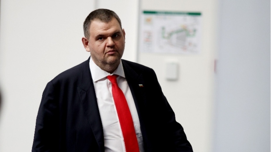 Пеевски: Имаме фалшив президент, който в момента се опитва противоконституционно да излъчи правителство