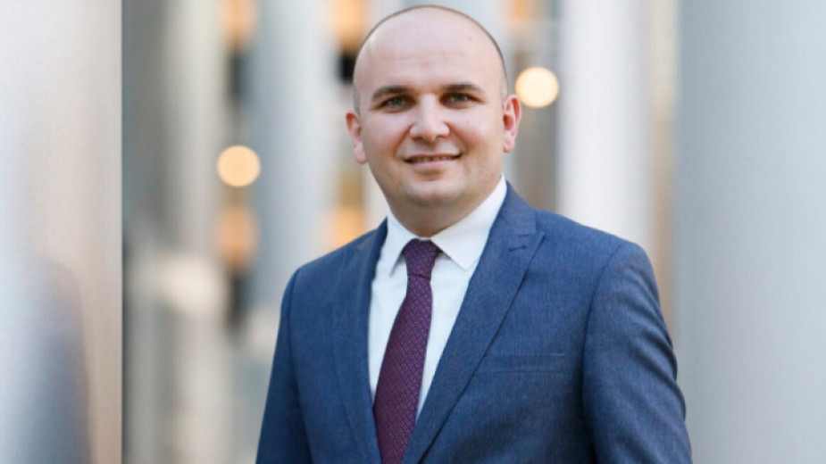 Илхан Кючук към Бойко Борисов: Вярно ли е, че Пеевски управлява ГЕРБ и ползва ваши хора като 