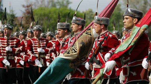 Днес е Гергьовден. Без сухопътна техника на военния парад