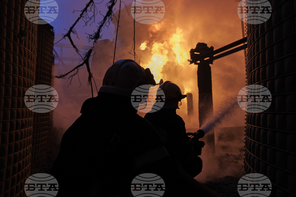 Руските сили удариха енергийната инфраструктура на военнопромишления комплекс на Украйна