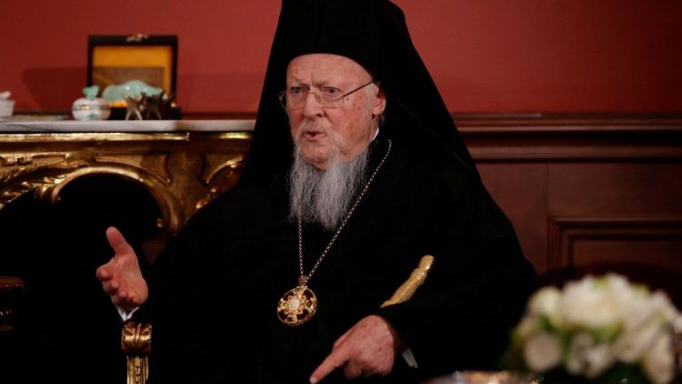 Патриарх Вартоломей поискал от Ердоган защита на християните и другите малцинства в Сирия