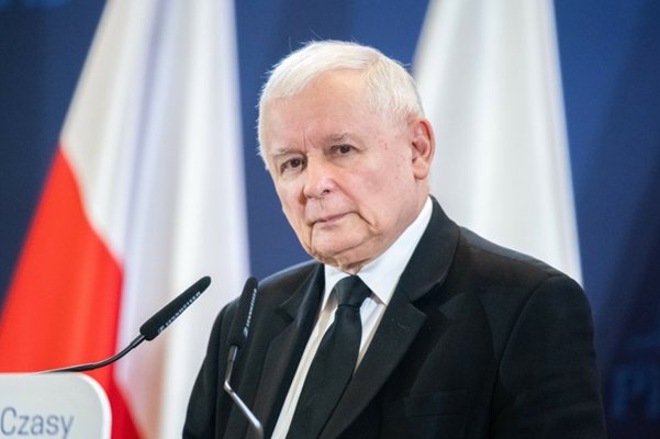 Полша: Лидерът на консервативната опозиция заговори за напускане на ЕС