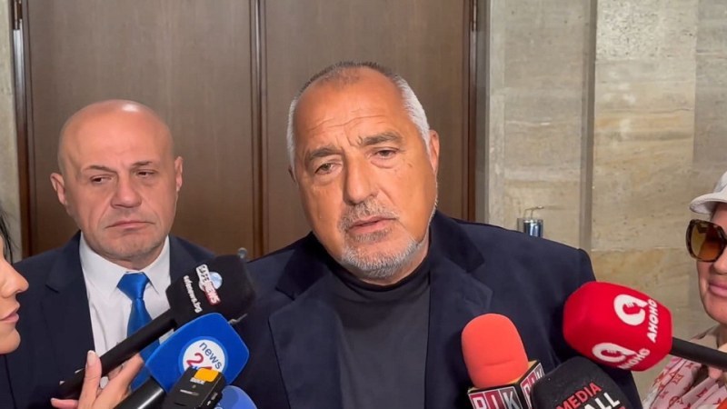 Борисов: Пеевски е първа новина всяка вечер - изказва се по всички теми, атакува Радев. Аз съм зависим само от Господ