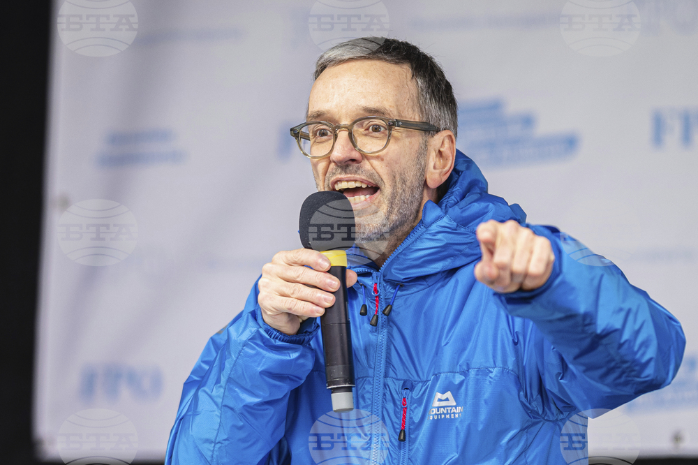 Австрийският Виктор Орбан спечели парламентарните избори