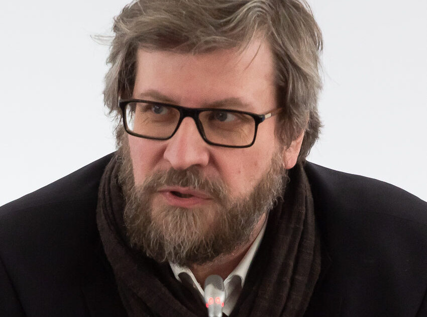 Истеричната реакция на Блинкен срещу RT e проява на слабост. Навремето дори СССР пусна свободно 