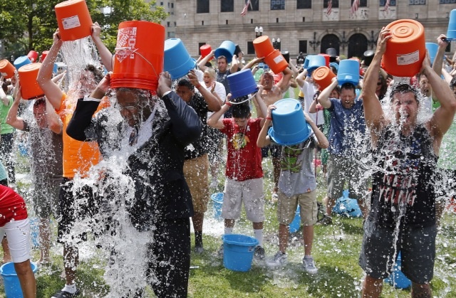 ICE BUCKET ПО НИКОЕ ВРЕМЕ