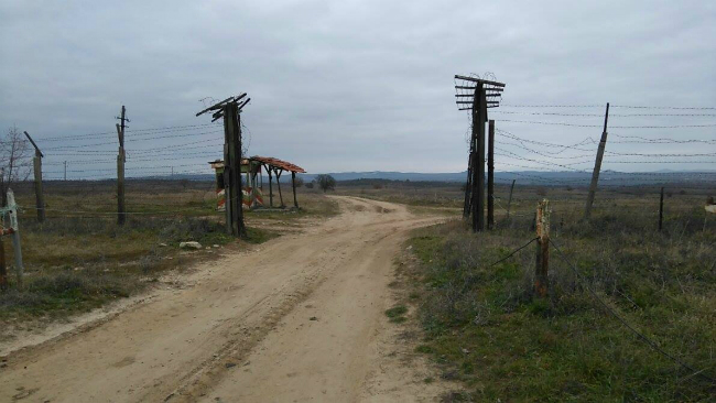 THIS IS THE GATE OF EUROPE