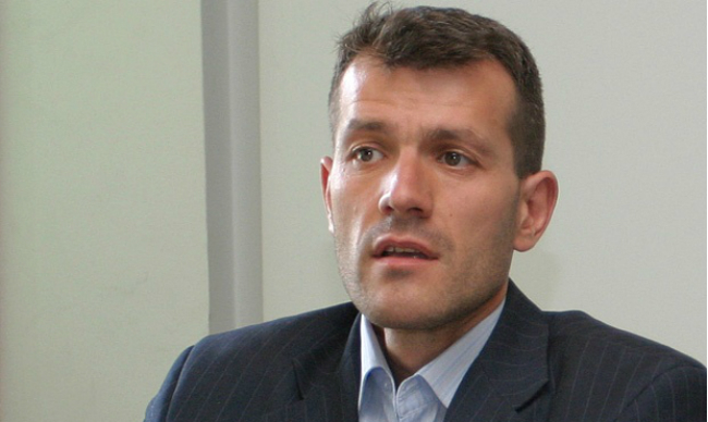 Боян Расате: „Българи и цигани не могат да живеят заедно”...