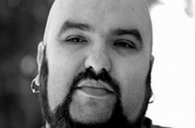 Венци Мицов: Господин Пейков, отлично поетично писмо сте създал - само че тоя текст е чисто лицемерие.