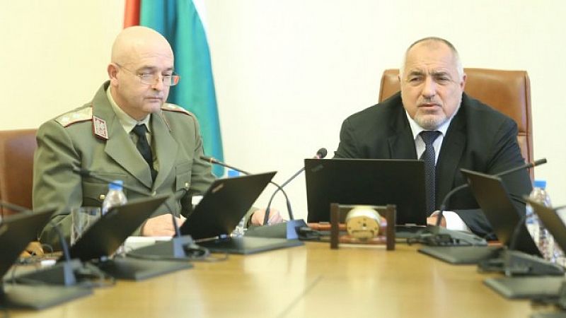 Завладяване на демократична страна в 10 прости стъпки