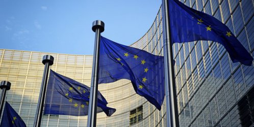 Няма как да излекуваш дългова криза с още заеми и бюрократични програми