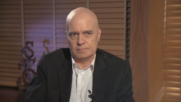 Капанът на Орлин Алексиев през Слави Трифонов щракна.