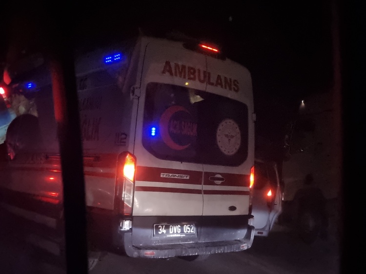 Автомобил се вряза в група ученици в окръг Анкара