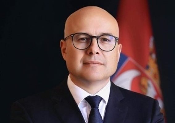 Премиерът на Сърбия подаде оставка