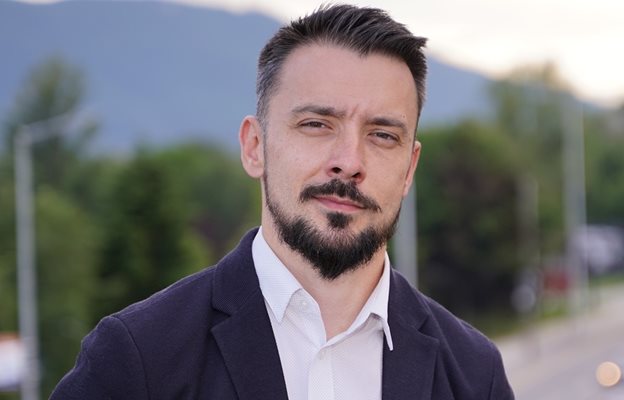  Европа скоро ще бъде сама и заобиколена от врагове -  вие днес затворихте ли ЦЕЛИЯ прием на хора от Африка и Азия по всички граници,