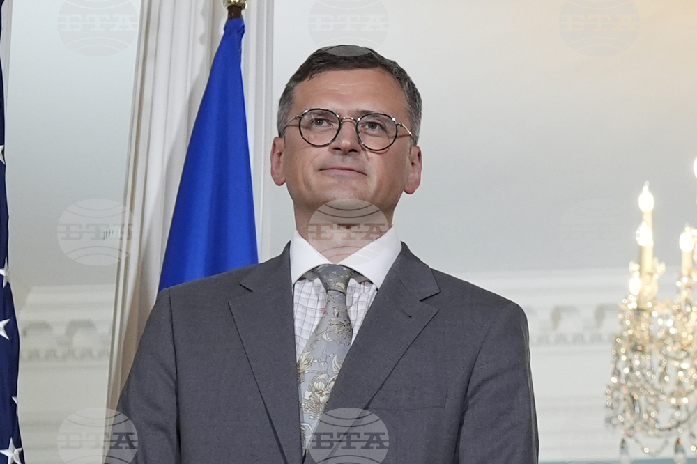 Украинският външен министър Кулеба подаде оставка